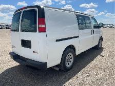 2014 GMC Savana - Photo 5