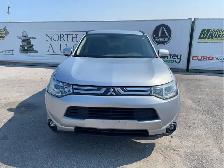 2014 Mitsubishi Outlander - Photo 2