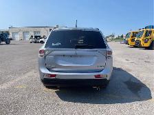2014 Mitsubishi Outlander - Photo 6