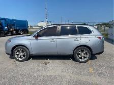 2014 Mitsubishi Outlander - Photo 8