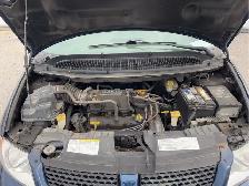 2002 Dodge Caravan - Photo 9
