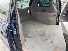 2002 Dodge Caravan - Photo 16