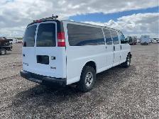 2015 GMC Savana - Photo 5