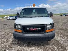 2015 GMC Savana - Photo 8