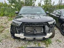 2022 Ford Explorer Hybrid - Photo 2