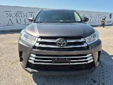 2017 Toyota Highlander - Photo 2