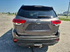 2017 Toyota Highlander - Photo 6
