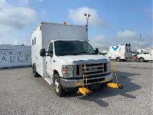 2014 Ford E-Series - Photo 3