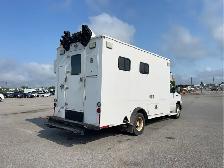 2014 Ford E-Series - Photo 5