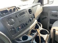 2014 Ford E-Series - Photo 12