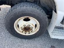 2014 Ford E-Series - Photo 27