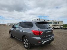 2020 Nissan Pathfinder - Photo 3