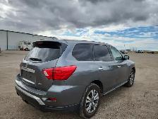 2020 Nissan Pathfinder - Photo 4