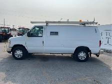 2011 Ford E-Series - Photo 8