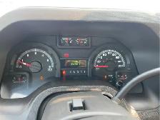 2011 Ford E-Series - Photo 11