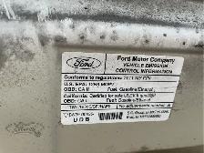 2011 Ford E-Series - Photo 16