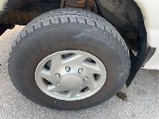2011 Ford E-Series - Photo 22