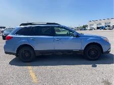 2010 Subaru Outback - Photo 4