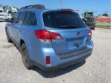 2010 Subaru Outback - Photo 7