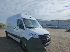2020 Mercedes-Benz Sprinter - Photo 2