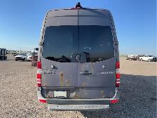 2011 Mercedes-Benz Sprinter - Photo 4