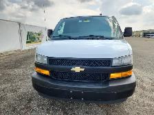 2019 Chevrolet Express - Photo 6