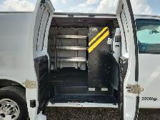 2019 Chevrolet Express - Photo 11