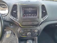 2019 Jeep Cherokee - Photo 20