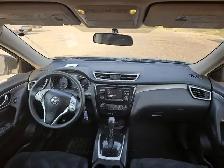 2016 Nissan Rogue - Photo 18