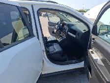 2014 Jeep Compass - Photo 18