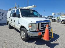 2010 Ford E-Series - Photo 3