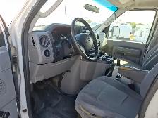 2010 Ford E-Series - Photo 10
