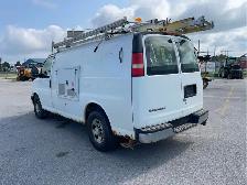 2009 Chevrolet Express - Photo 7