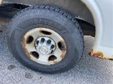 2009 Chevrolet Express - Photo 21