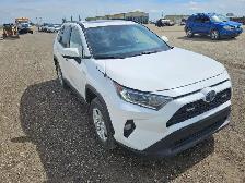2020 Toyota RAV4 Hybrid - Photo 2
