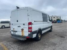 2015 Mercedes-Benz Sprinter - Photo 5