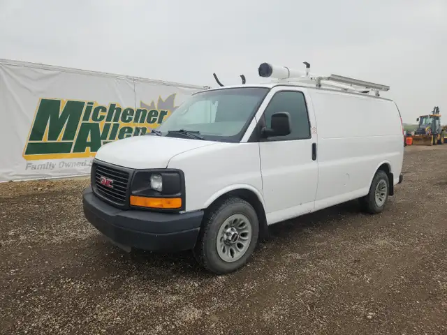 2011 GMC Savana