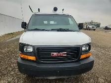 2011 GMC Savana - Photo 9