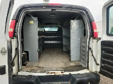 2011 GMC Savana - Photo 19