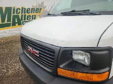 2011 GMC Savana - Photo 32