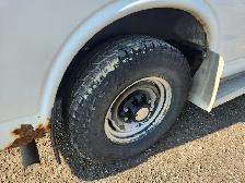 1999 Chevrolet Express - Photo 18