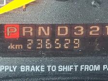 1999 Chevrolet Express - Photo 24