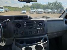 2014 Ford E-Series - Photo 14