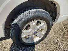 2003 Ford Explorer - Photo 14