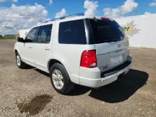 2003 Ford Explorer - Photo 16