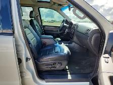 2003 Ford Explorer - Photo 26