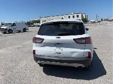 2022 Ford Escape - Photo 6