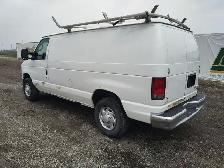 2014 Ford E-Series - Photo 3