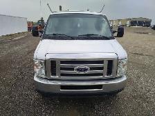 2014 Ford E-Series - Photo 12