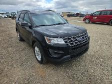 2017 Ford Explorer - Photo 2